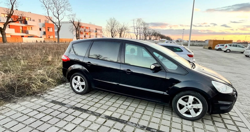 Ford S-Max cena 18450 przebieg: 284000, rok produkcji 2010 z Głogów małe 56